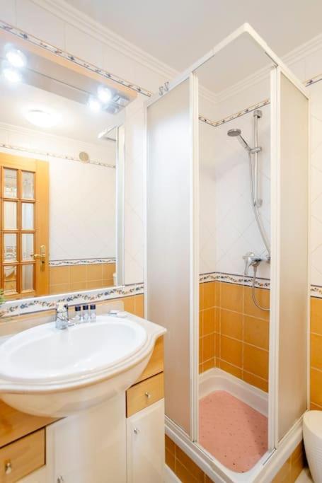Apartamento Em Lisboa, Perto De Sintra Fontainhas  エクステリア 写真